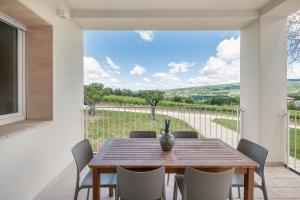 Apartment mit Terrasse