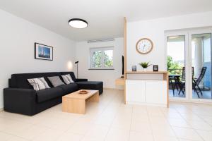 Premium Sea Side Marina Apartment by Locap Group