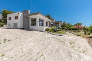 Villa Sunset by BarbarHouse