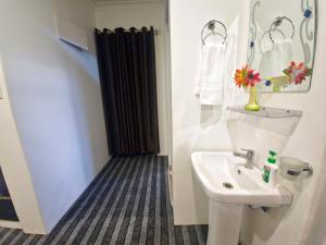 Cocoplum homestay