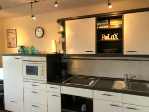 Robbenplate, Whng. 8