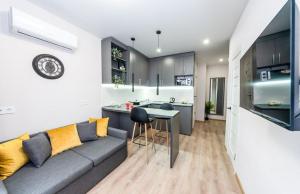 Шикарні апартаменти , Ревуцкого 40в , м Харьківска, Позняки