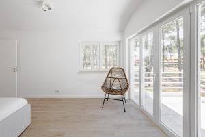 Aroeira Modern Grand Villa With Pool by Homing