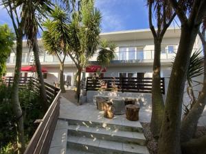 Da Silva Surf Lodge Three