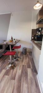 Terrasse 3 entre plage et port de Plaisance