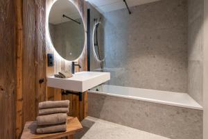 La Roche-en-Ardenne, La Rive 4P or La Forêt 17P