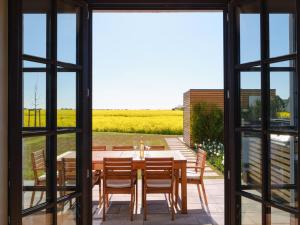 Reetland am Meer - LuxusPlus Reetdachvilla mit 4 Schlafzimmern und Kamin G09