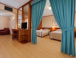 Quadruple Room room in Hotel Savoia Thermae & Spa