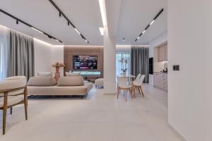 PREVEZA VILLA center