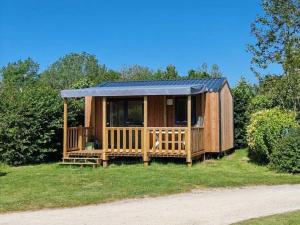 Campings Camping 3 etoiles - Piscine - eeeg00 : photos des chambres