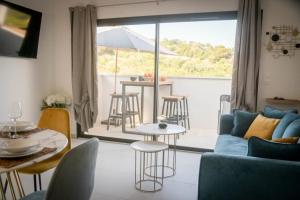 Giulietta - Spacious Terrace - by TGB