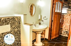 Les Papillons de lEau dHeure - charmant gîte près des lacs