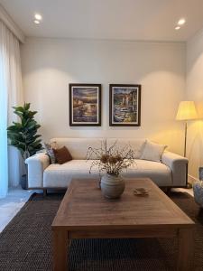 Unique Two Bedroom Apartment -Lustica Centrale
