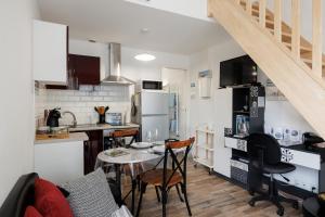 Maisons de vacances Le Petit Prince - Pessac, Bordeaux : Maison 1 Chambre