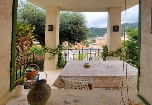 Appartement dans villa avec jardin privatif