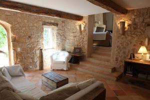 Maisons de vacances le mas de l-oliviere : photos des chambres