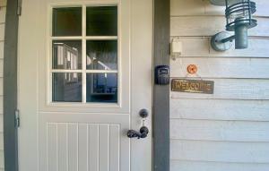 Gorgeous Home In Hovland With Wifi