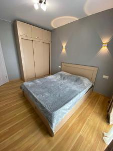 Green View Apartment Near Metro