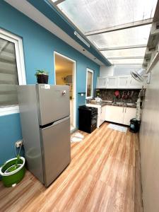 Pontefino Prime Townhouse Vibrant Blue 2-storey