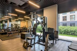 Modern Apartment with Parking & Balcony by Noclegi Renters