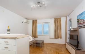 Apartman Zora 1 by Villas Guide