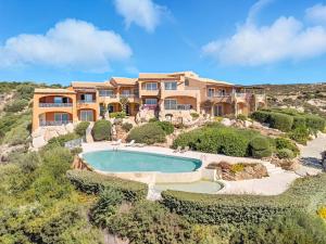 EXCLUSIVE & PRESTIGE Sherden img42