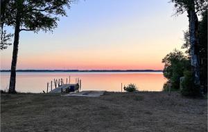 Amazing Home In Hörby