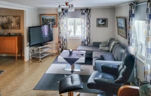 Amazing Home In Vetlanda With Wifi