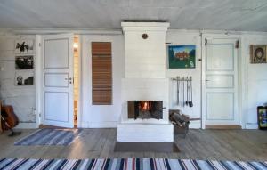 Nice Home In Strömsnäsbruk