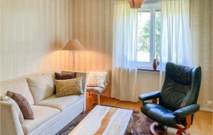 Nice Home In Älmeboda With Wifi