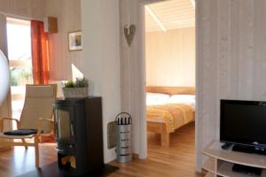 6 Personen kinderfreundliches Ferienhaus mit Sauna, Whirlpool und Kaminofen in Otterndorf