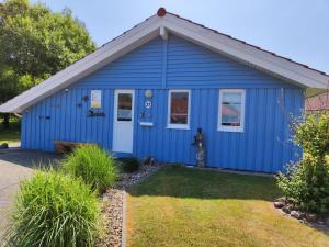 6 Personen kinderfreundliches Ferienhaus mit Sauna, Whirlpool und Kaminofen in Otterndorf - 4hvězdičkové hotely ve městě Otterndorf