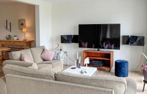 Amazing Home In Mörbylånga With Wifi