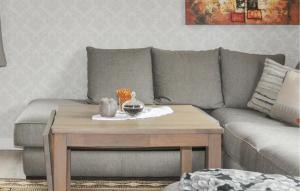 Stunning Home In Ed With Kitchen