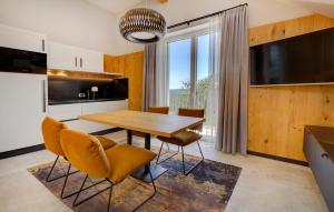 Nice Apartment In Rogasovci With Sauna 