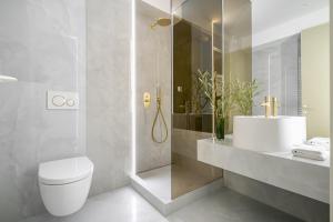 North by Urbanesq Cortina M