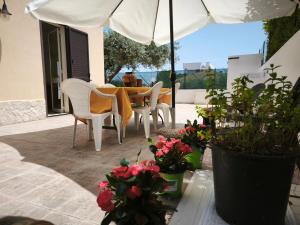 VILLA SERENA HOLIDAYS beach