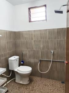 Homestay Kodiang 1 Bedroom near Pekan Kodiang by DAleena Homes