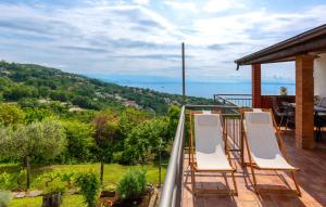 Apartment Dasa with pool by Villas Guide