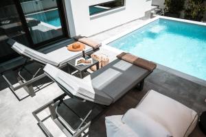 PREVEZA VILLA center