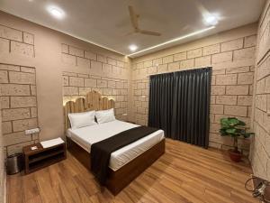 Breeze Resort Panhala,Waghbil