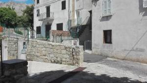 Maisons de vacances Charmante maison avec vue sur la montagne a Albertacce : photos des chambres