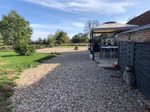 Maisons de vacances The Lake Room Cottage with Private Fishing Lake : photos des chambres