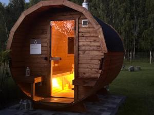 Gawra Nad Jeziorem - całoroczne domki nad jeziorem z balią, jacuzzi i sauną, Kaszuby