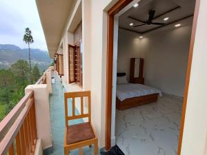 Raj & Mountain view home stay