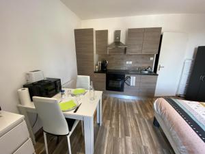 Alimentec - Clinique Convert - Calme - Parking privé -Terrasse Privée