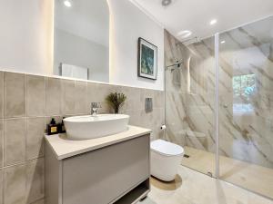 Braemar One - The Blom Collection