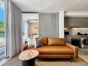 Braemar One - The Blom Collection