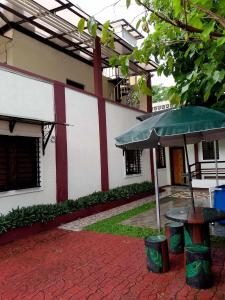 CasaCavite - Your Chill Hideaway and Mini-Resort Just Minutes fromthe Tagaytay-Silang-Nuvali Action!