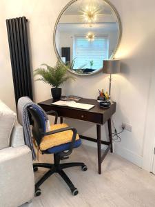 The Roxy Retreat 3 Bed in Aberdare